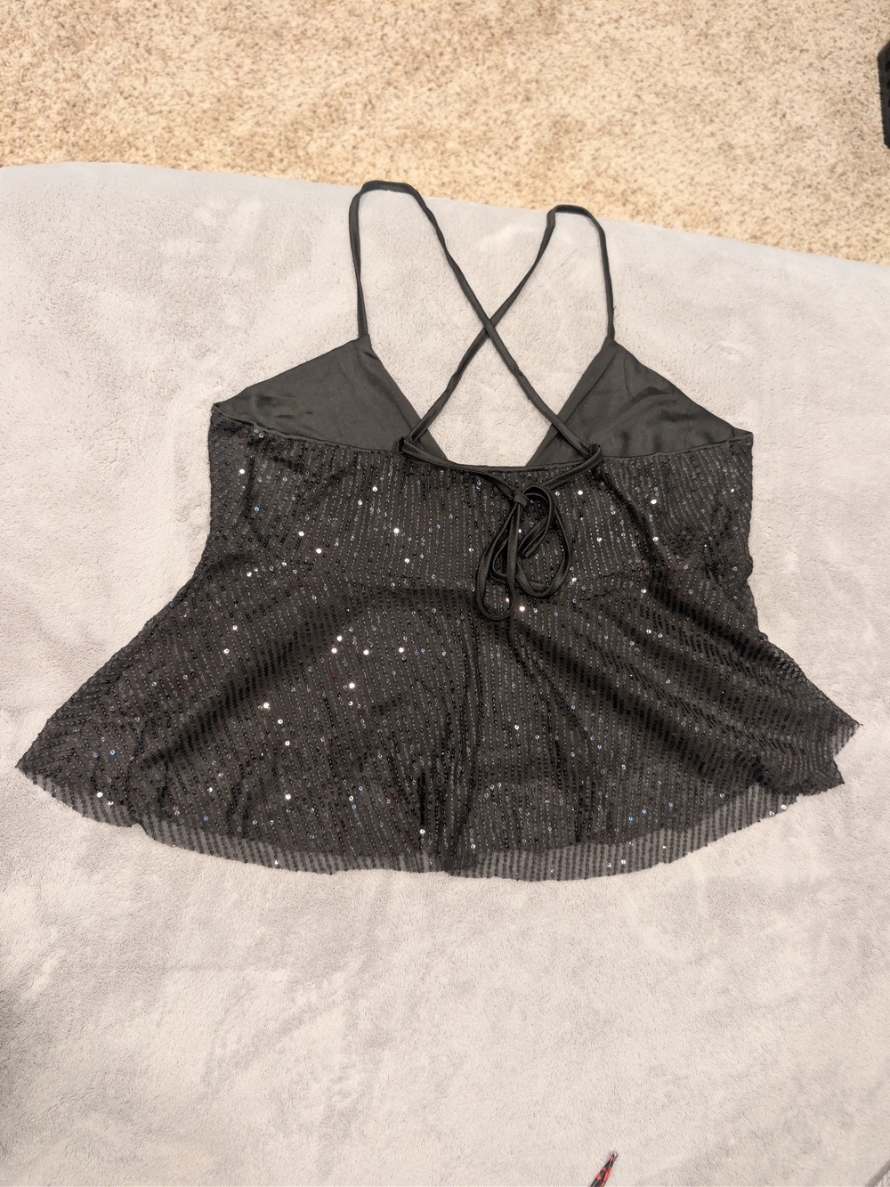Multiple Tank Tops - Picture 2 of 9
